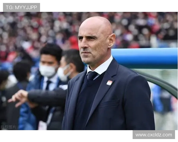 穆斯卡特赛后亲赴远征区致谢 远征军散场时高唱助威曲表达感激